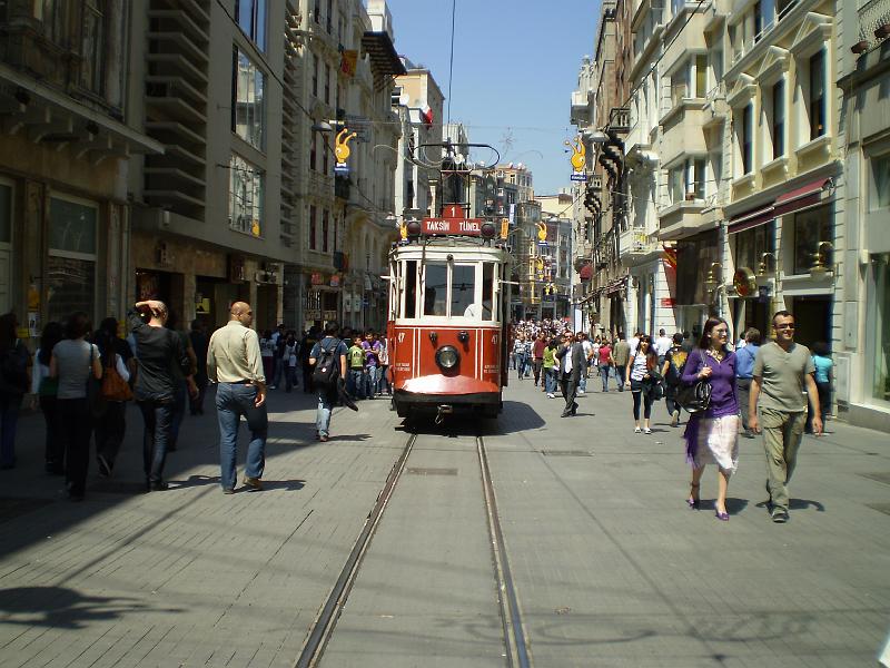 istanbul 112.JPG - Beyoglu district